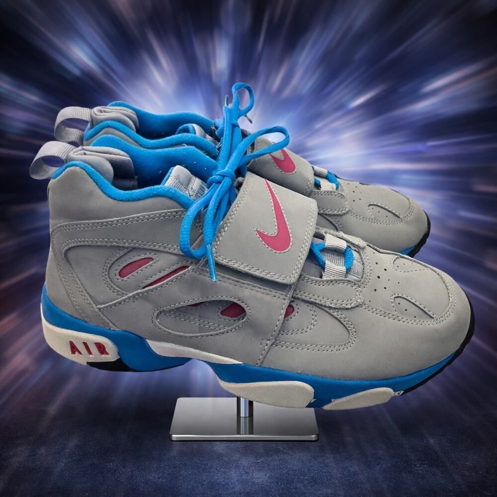 Nike Air Diamond Turf II Gray Athletic Shoes Sneakers 5.5 5.5Y